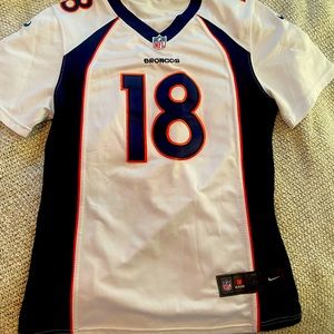 Broncos jersey